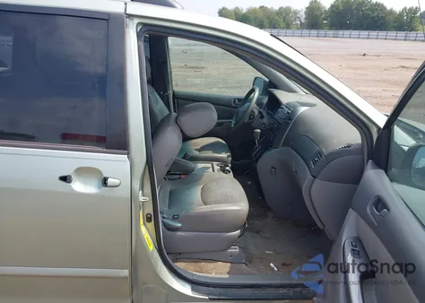 2008 Toyota Sienna Le z USA, uszkodzony, nr VIN 5TDZK23C08S218578